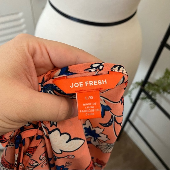 Joe Fresh|L|Salmon Leaf Paisley Print Ruffle Neckline Thin Strap Top - Picture 4 of 5